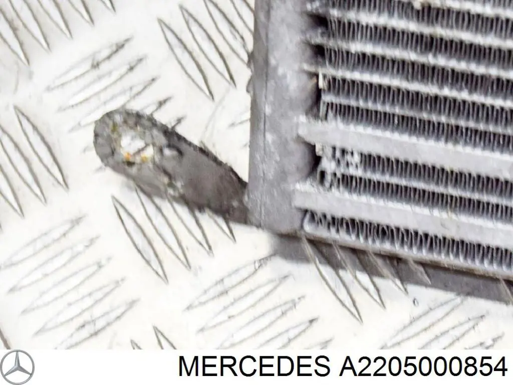 Радіатор кондиціонера AC864330 Maxgear
