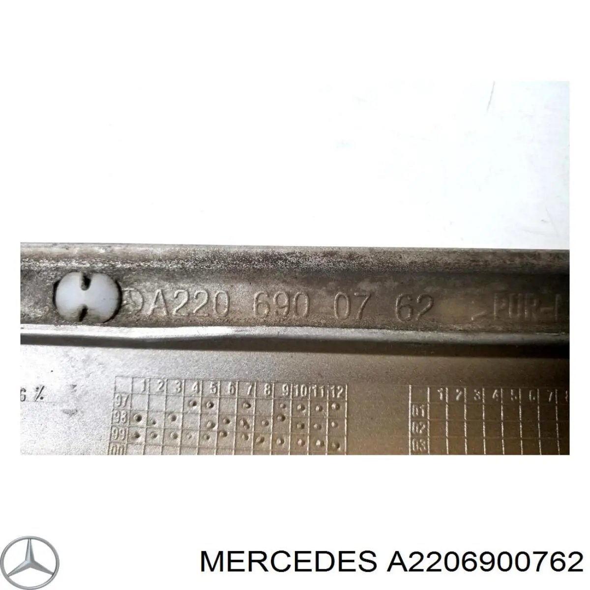 Купити A2206900762 Mercedes Молдинг задніх лівих дверей, верхній