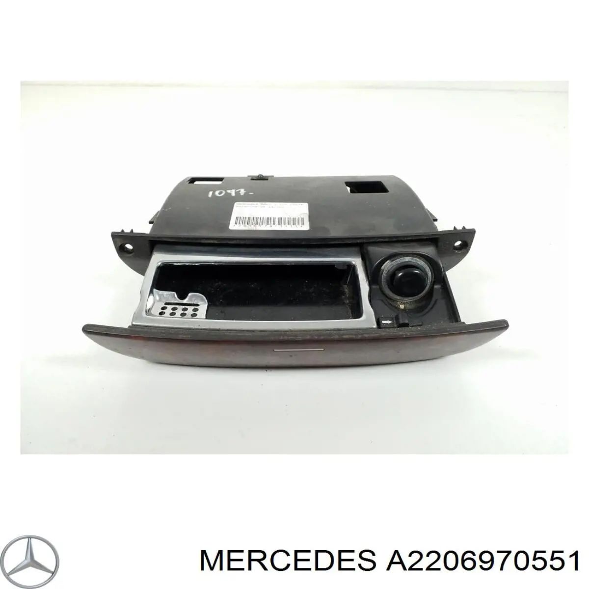 Ущільнювач двері передньої (на кузові) A2206970551 Mercedes