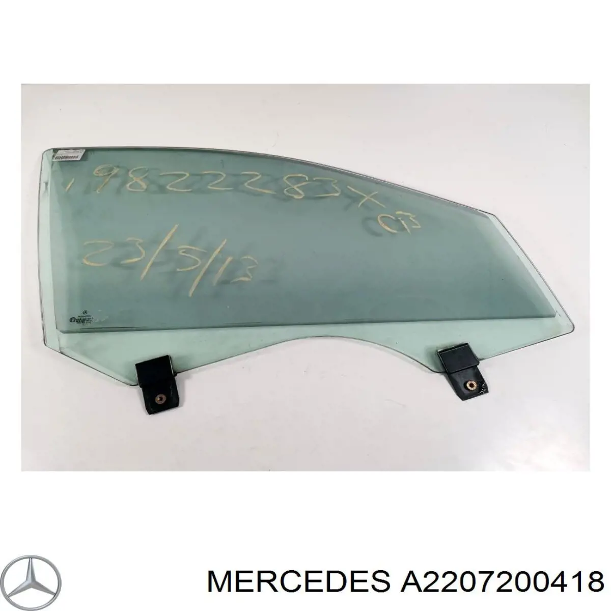 Скло передньої правої двері Mercedes A2207200418 ціна, від 41.02 USD