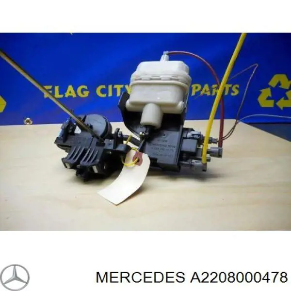 Купити A2208000478 Mercedes Замок 3/5-х дверей, задній