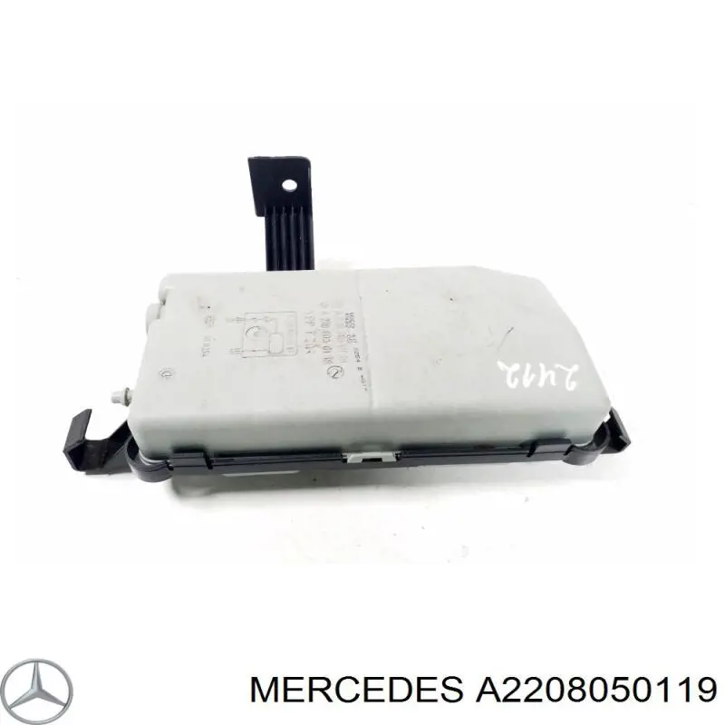 Купити A2208050119 Mercedes 