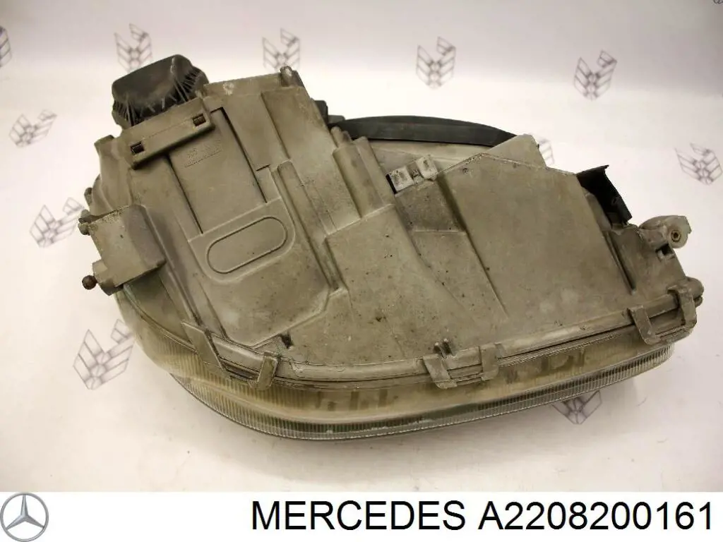Фара ліва передня Mercedes A2208200161 ціна, від 69.68 USD