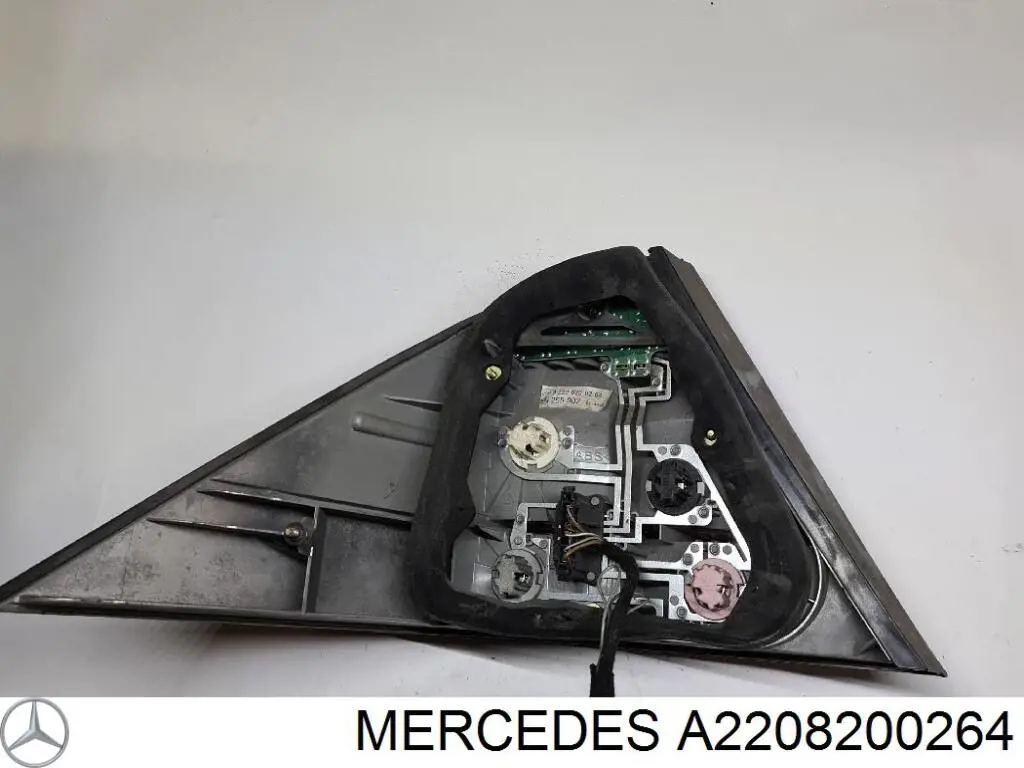 Купити LLD851 Magneti Marelli Задня права фара