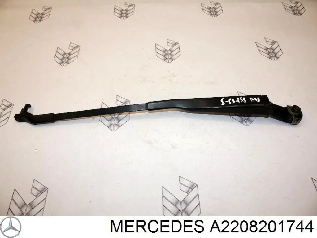 A2208201744 Mercedes 