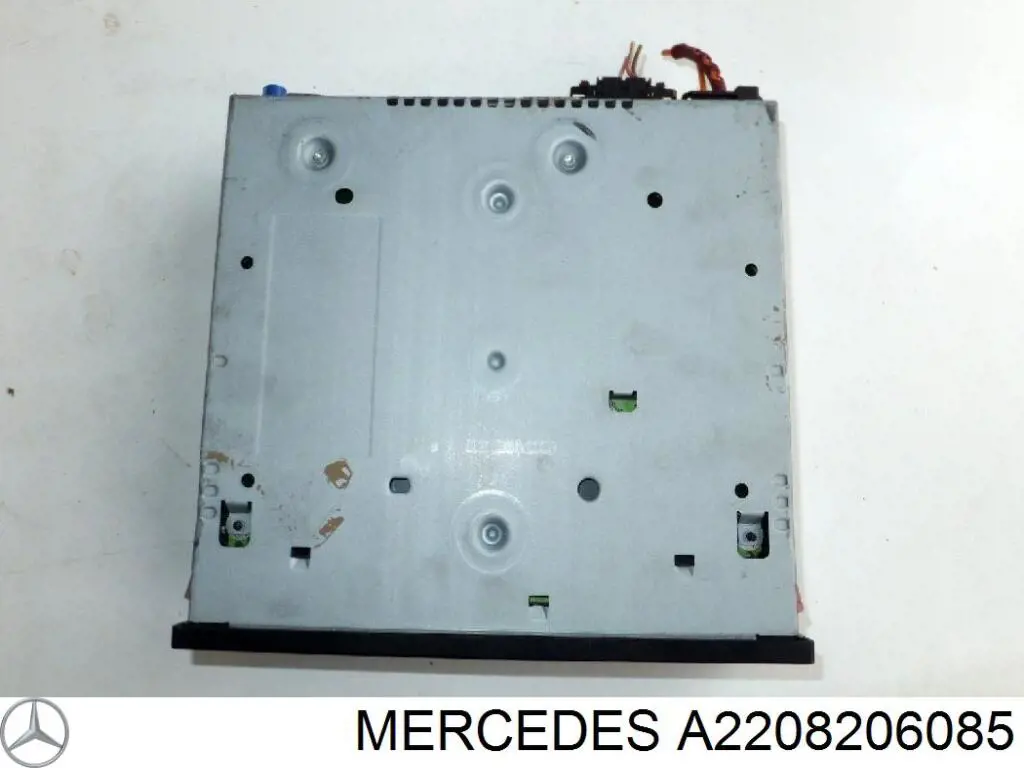 Блок керування мультимедійний A2208206085 Mercedes