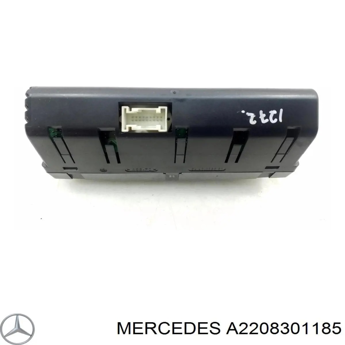 Регулятор вентилятора обігрівача Mercedes A2208301185 ціна, від 44.00 USD