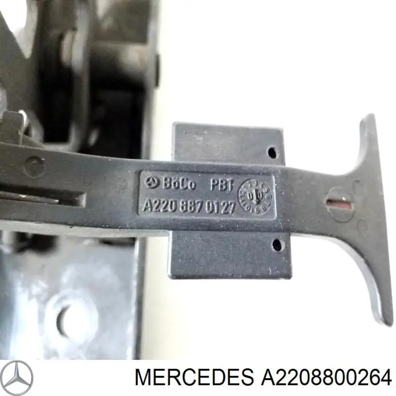 Стояк-гак замка капота Mercedes A2208800264 ціна, від 17.74 USD