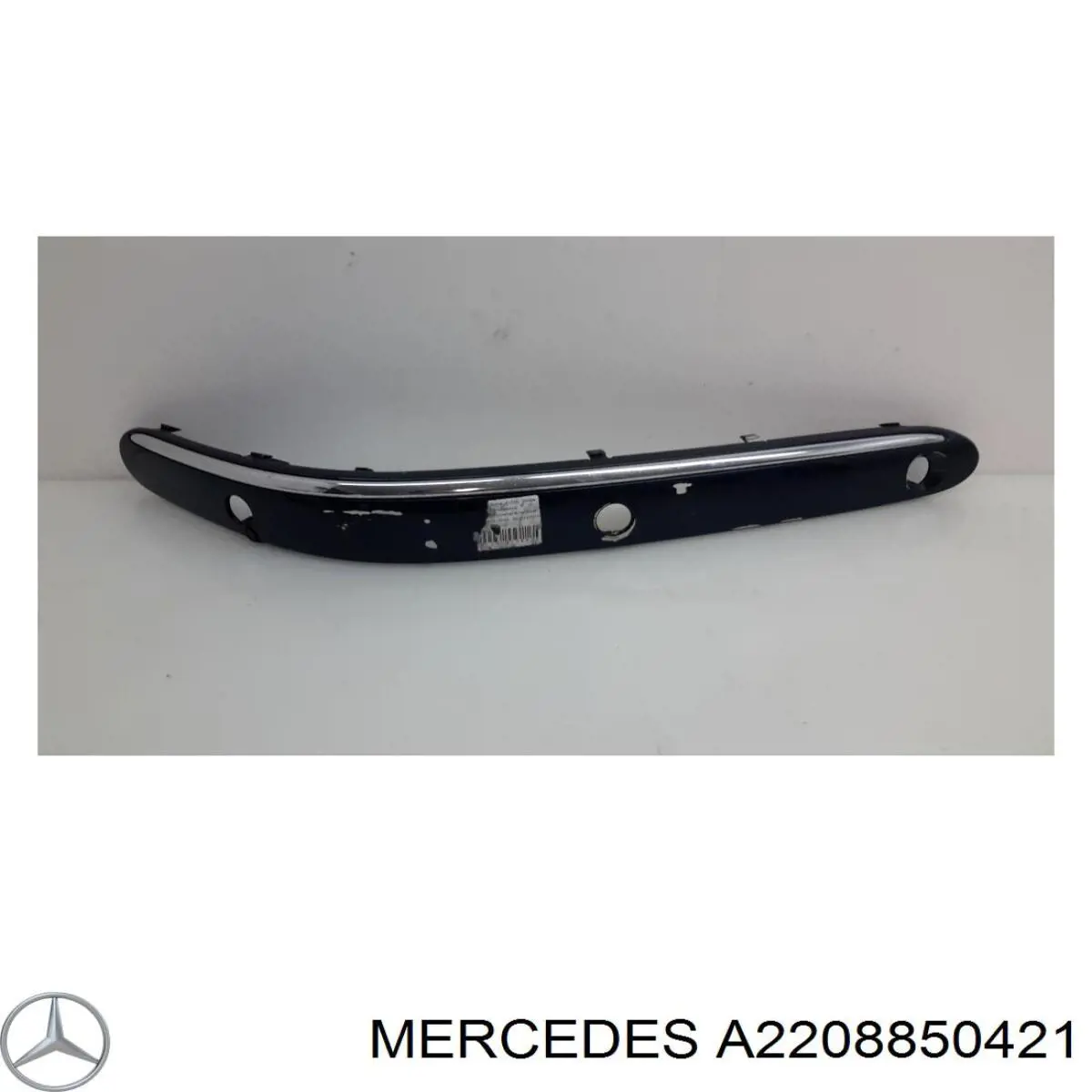 Молдинг переднього бампера, правий Mercedes A2208850421 ціна, від 9.74 USD