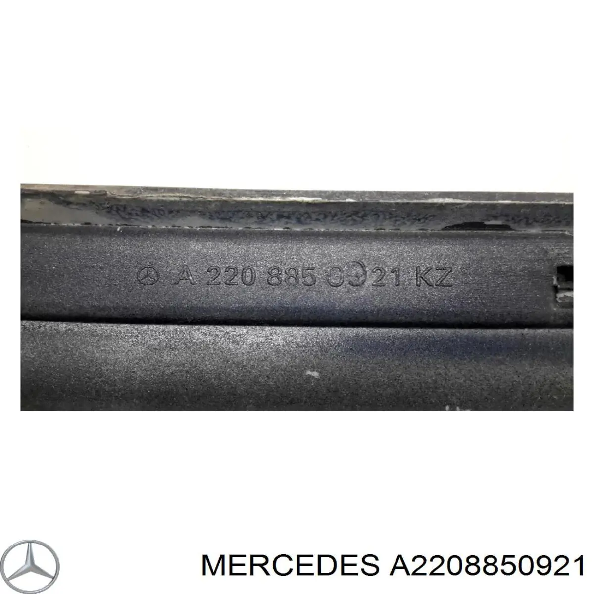 Купити A2208850921 Mercedes Молдинг заднього бампера, лівий