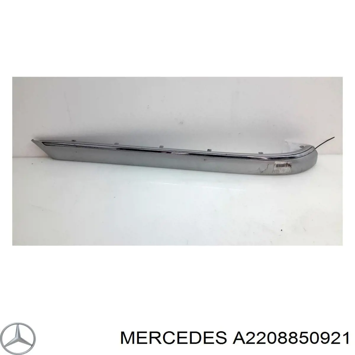 A2208850921 Mercedes Молдинг заднього бампера, лівий