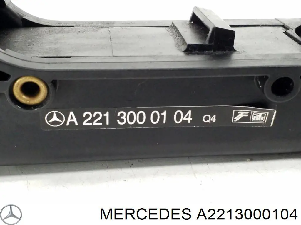 Підаль газу Mercedes A2213000104 ціна, від 37.24 USD