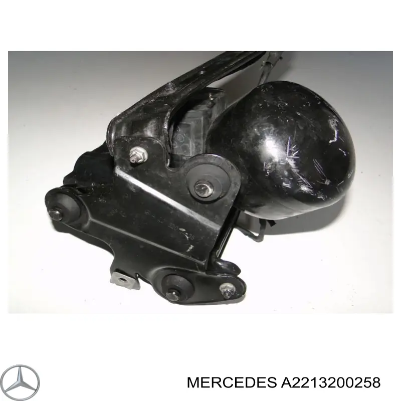 A2213200258 Mercedes блок клапанів регульованої підвіски, передній