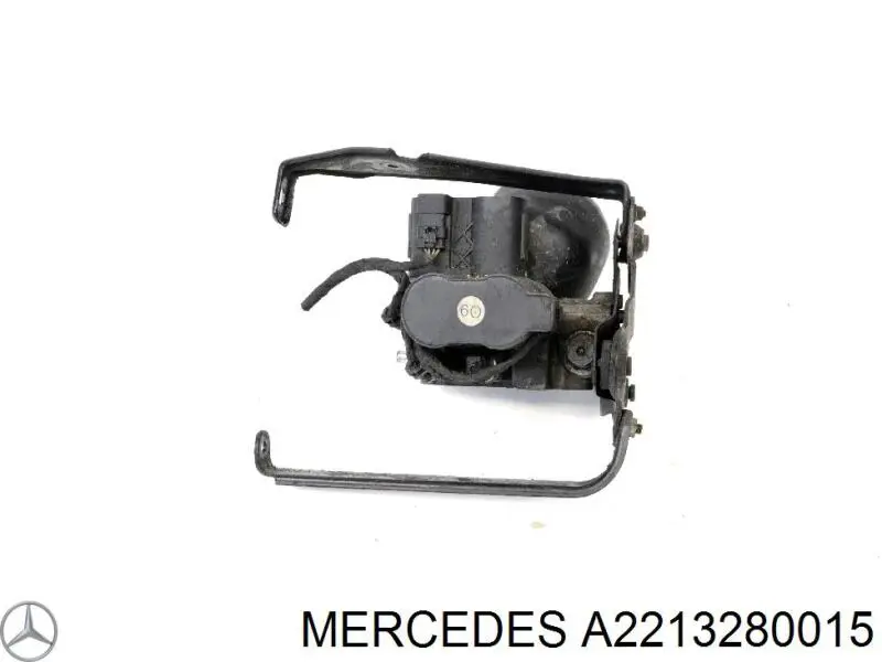A2213280015 Mercedes гидроакумулятор системи амортизації, задній