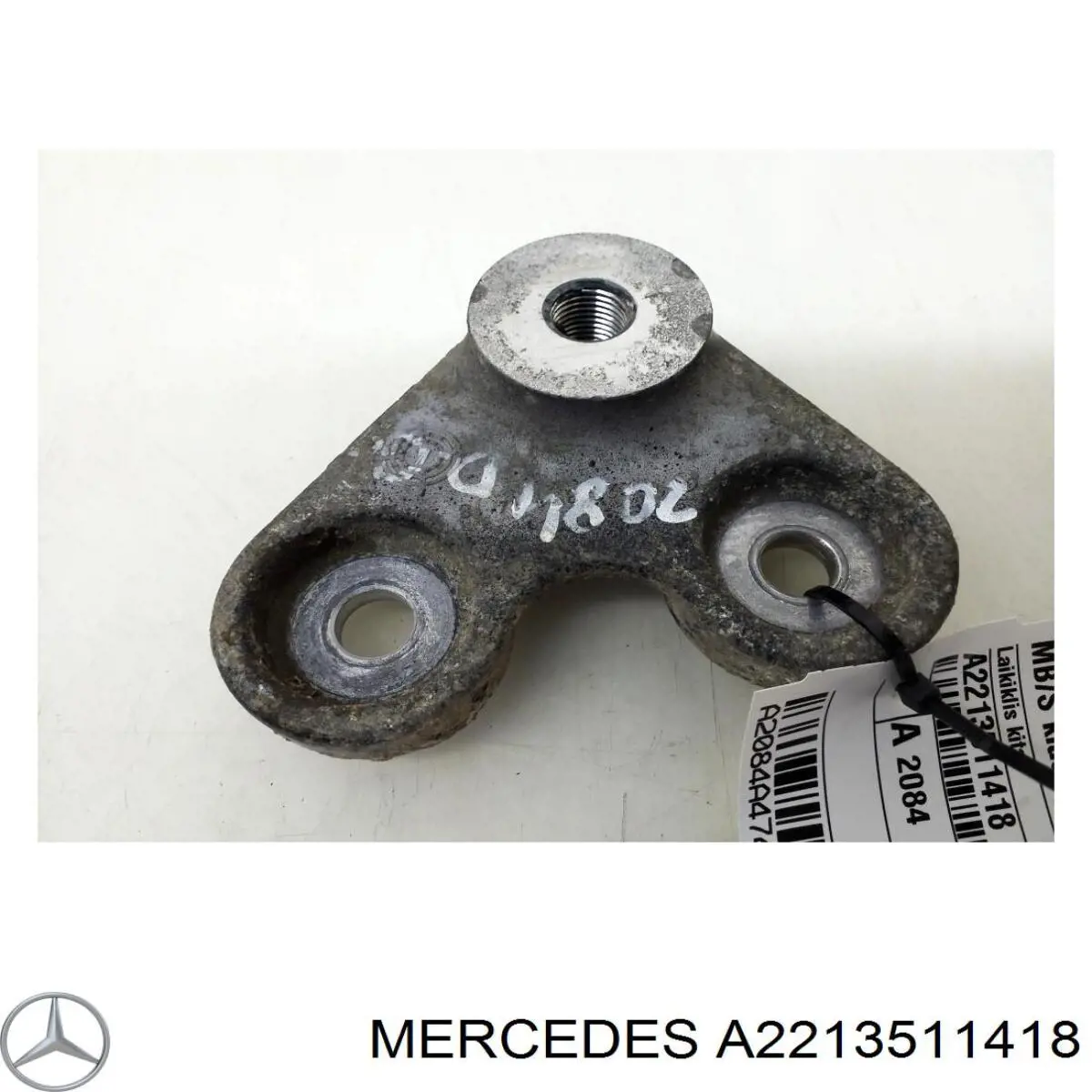Купити A2213511418 Mercedes Кронштейн/траверса заднього редуктора, права