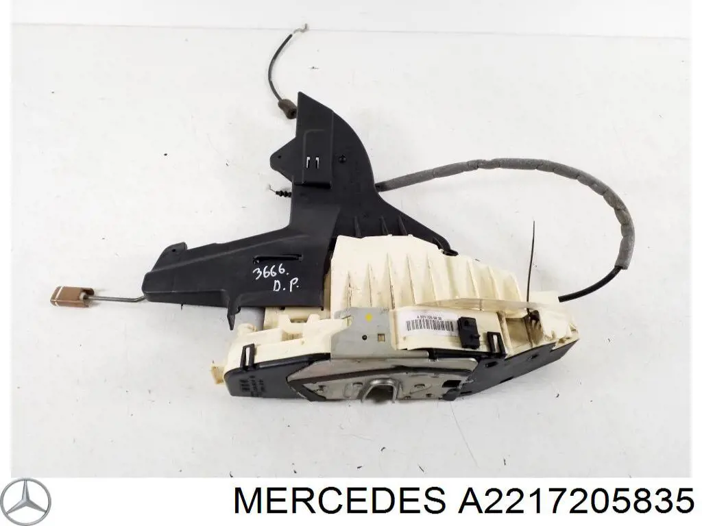 Замок передніх пасажирських дверей Mercedes A2217207835 ціна, від 69.68 USD