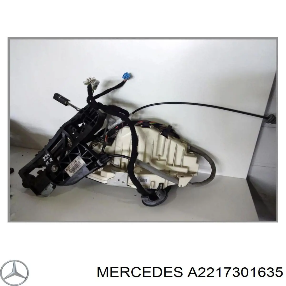  2217301635 Mercedes