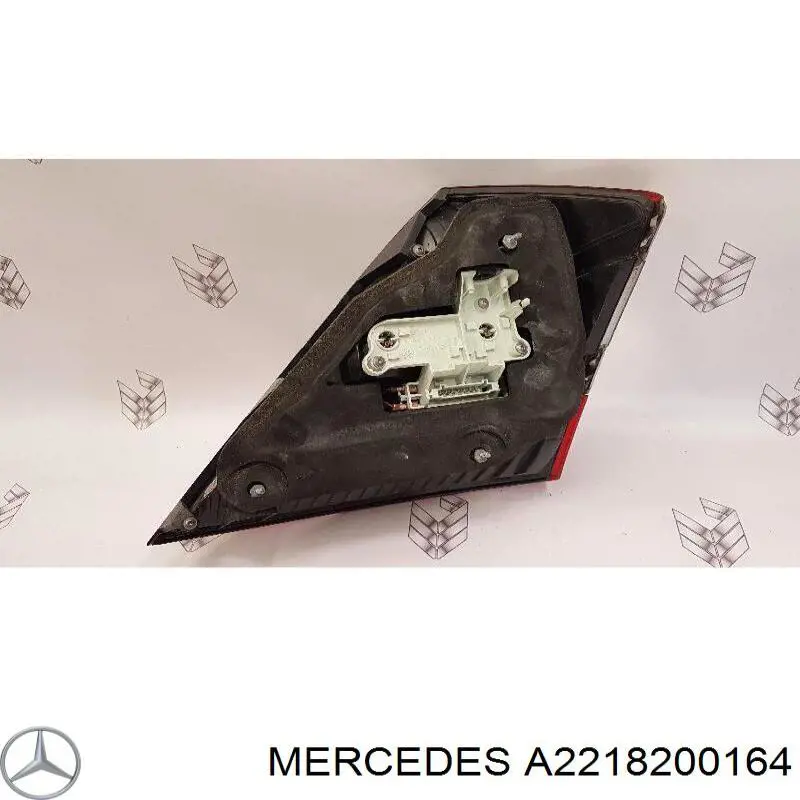 Ліхтар задній лівий A2218200164 Mercedes