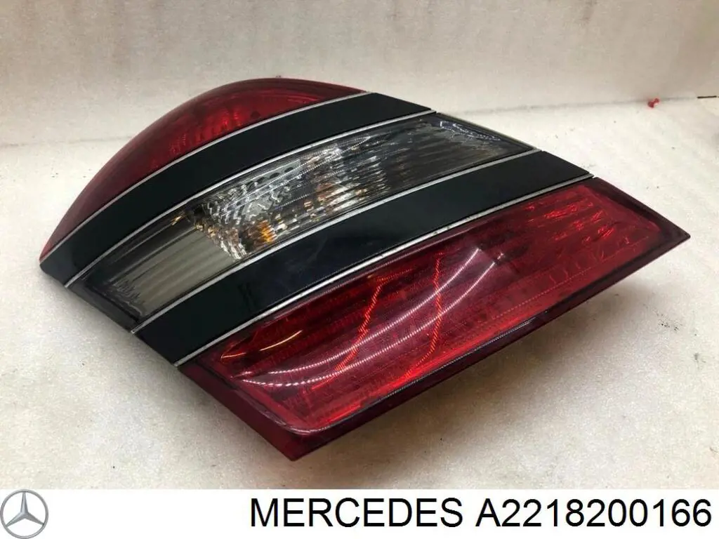 Ліхтар задній лівий Mercedes A2218200166 ціна, від 60.82 USD