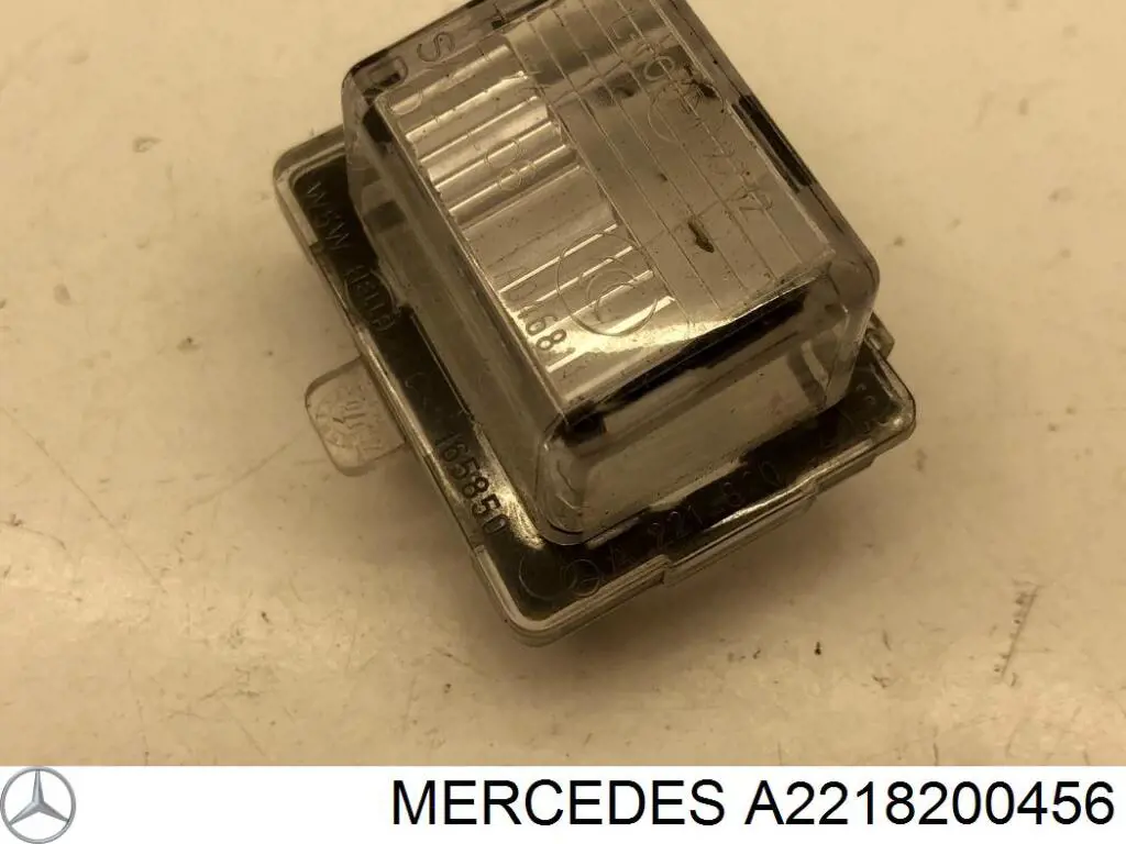 Ліхтар підсвічування заднього номерного знака Mercedes A2218200456 ціна, від 5.62 USD