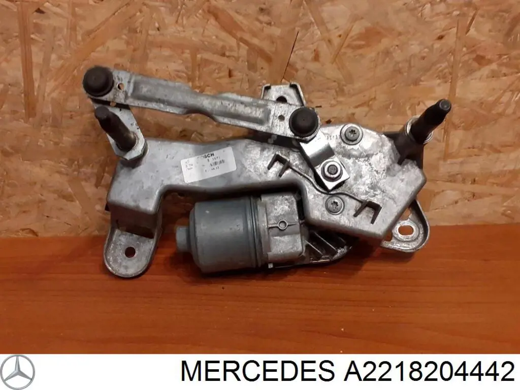 Двигун склоочисника лобового скла, правий Mercedes A2218204442 ціна, від 58.61 USD
