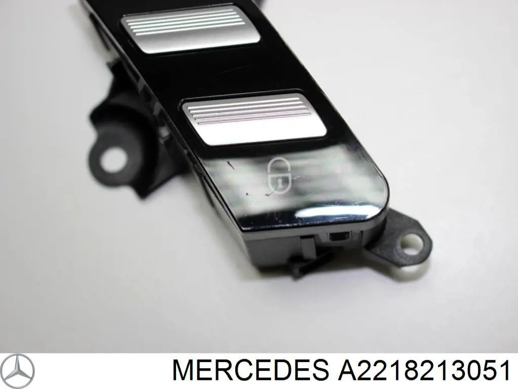  Mercedes A2218213051