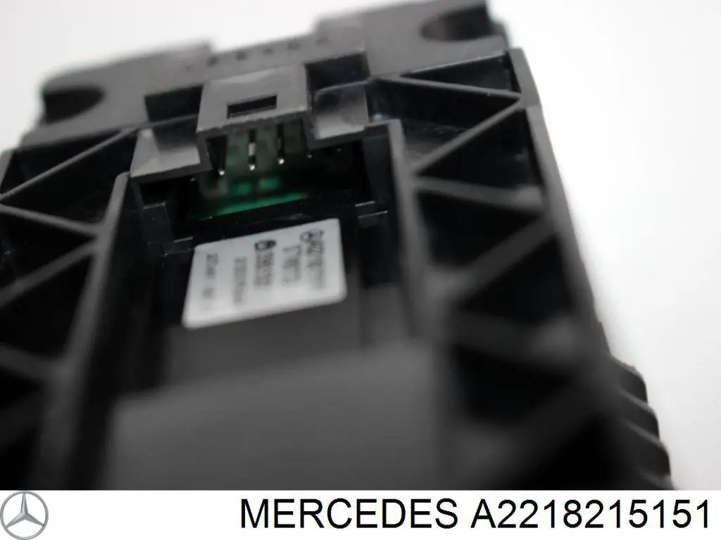 Купити A2218215151 Mercedes 