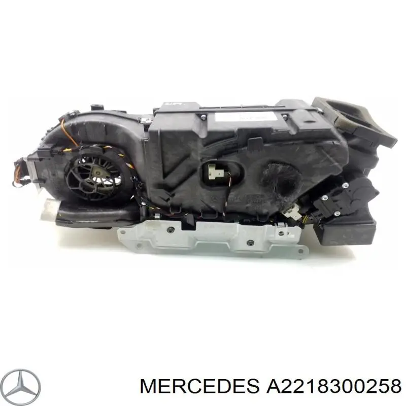 Купити A2218300258 Mercedes Випарник кондиціонера задній