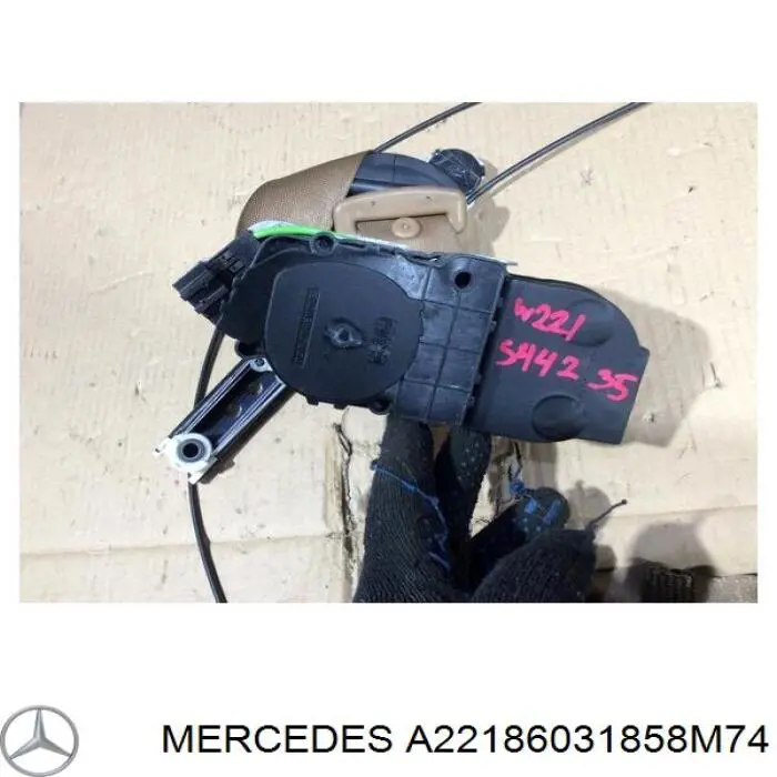 A22186031858M74 Mercedes Пасок безпеки передній лівий