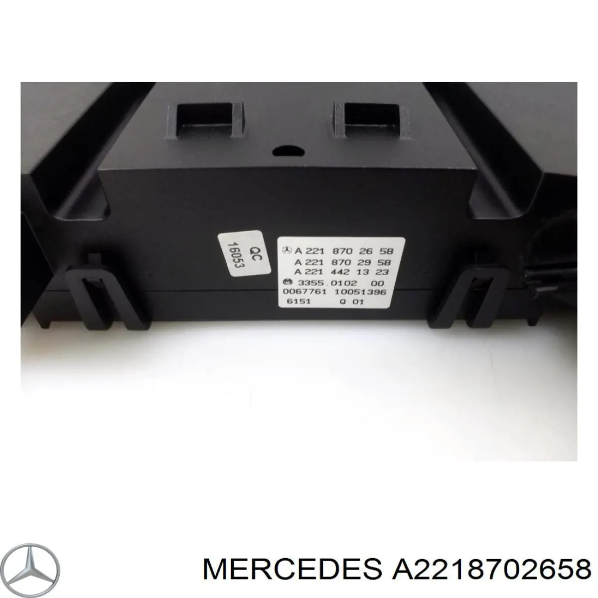 Блок управління кондиціонером A2218702658 Mercedes