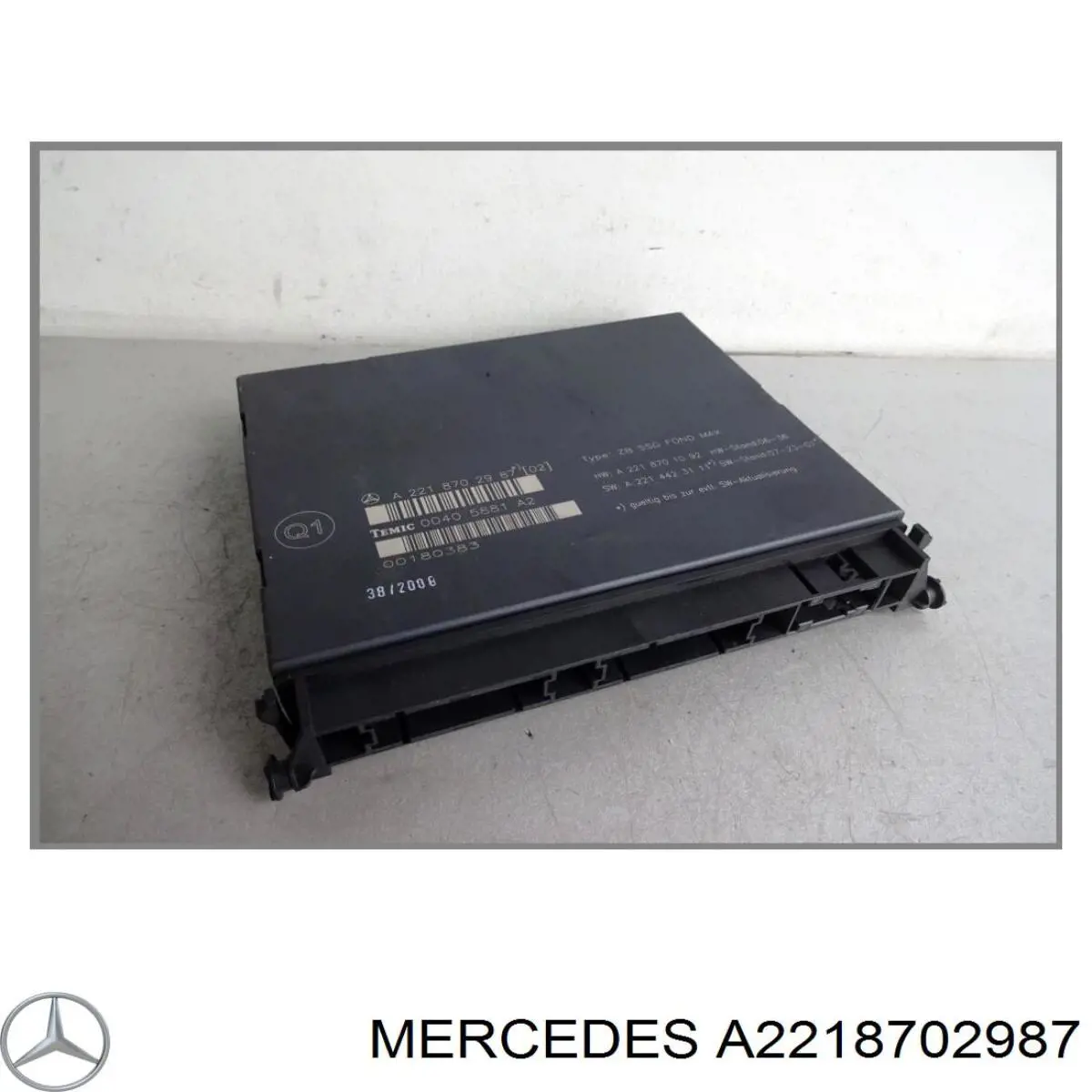 Монітор (дисплей) переднього підголівника Mercedes A2218702987 ціна, від 22.00 USD