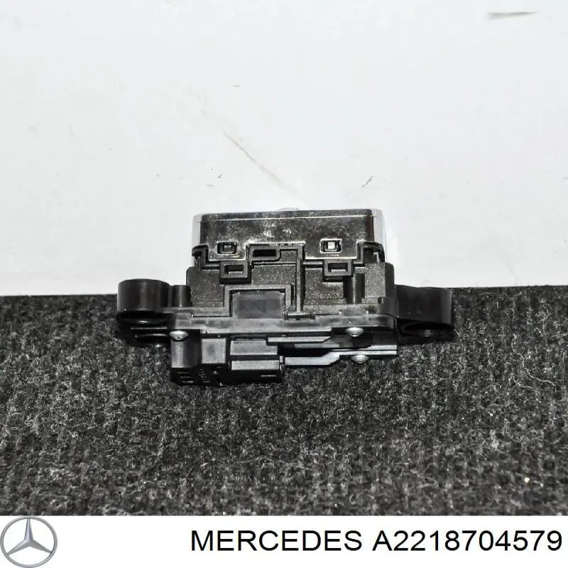  A2218704579 Mercedes