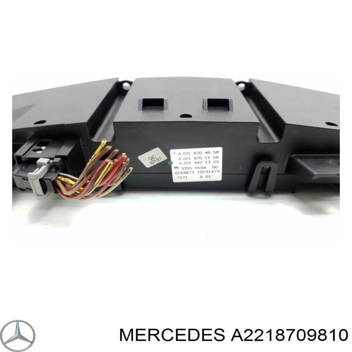 Блок кнопок центральної консолі Mercedes A2218709810 ціна, від 48.42 USD