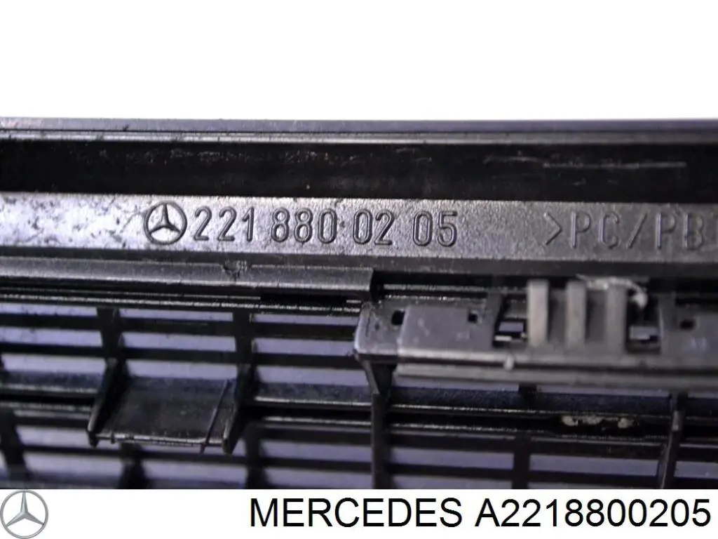 Огорожа, рамка під лобове скло Mercedes A2218800205 ціна, від 22.00 USD
