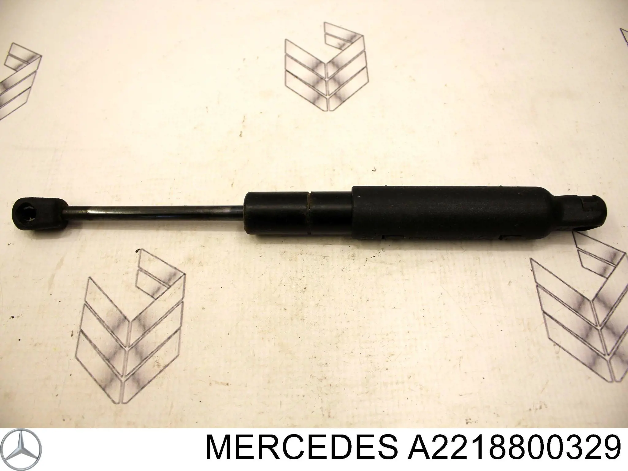 Купити A2218800329 Mercedes Амортизатор під капот