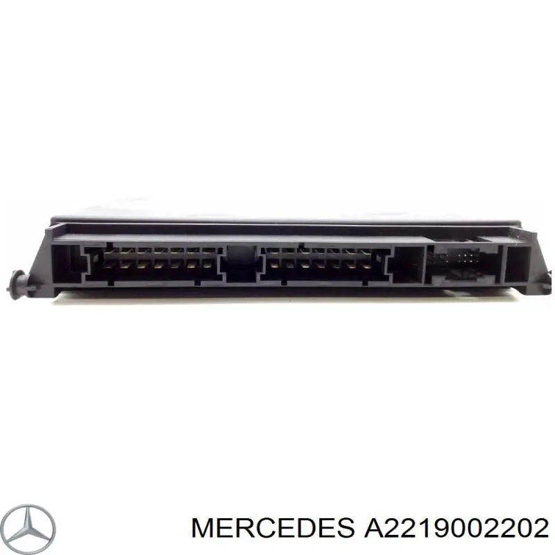 Монітор (дисплей) переднього підголівника Mercedes A2219002202 ціна, від 22.02 USD