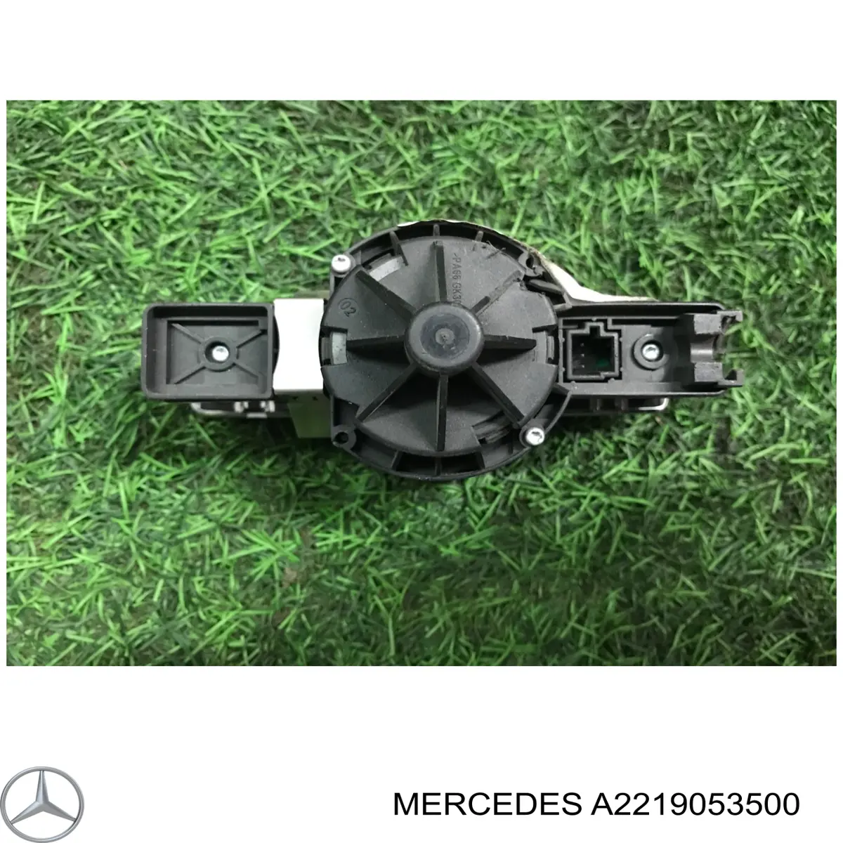 Перемикач світла фар, на "торпеді" A2219053500 Mercedes