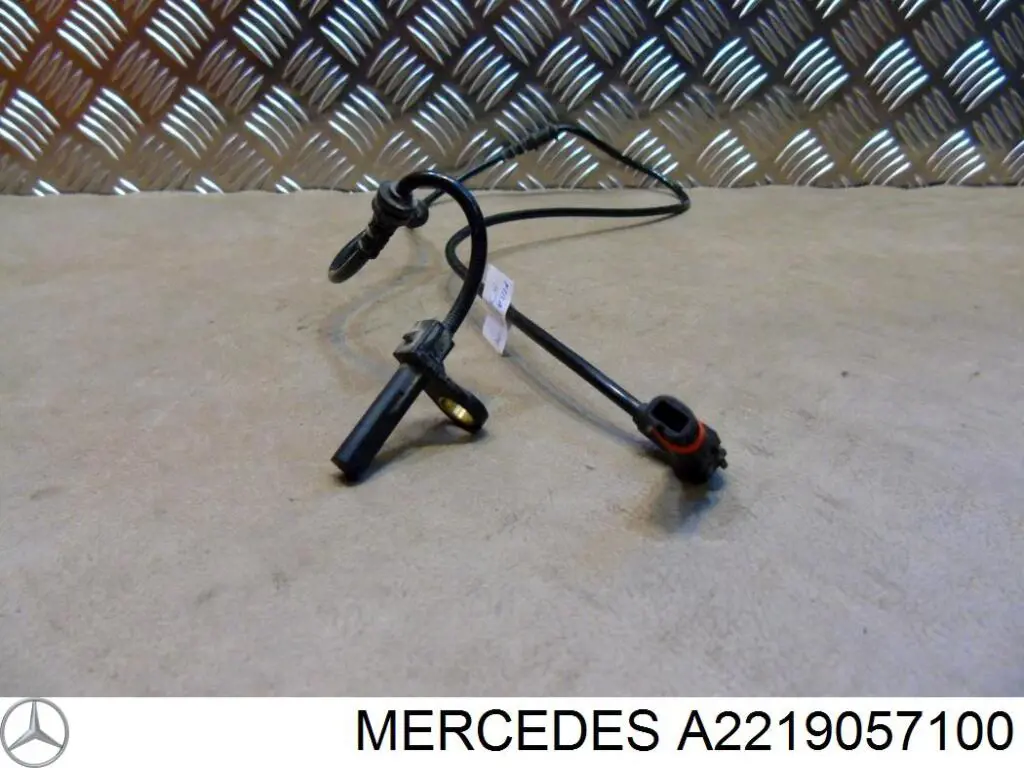 Купити A2219057100 Mercedes Датчик АБС (ABS) передній