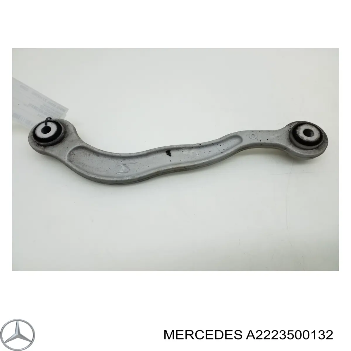 Верхній важіль задньої підвіски лівий Mercedes A2223500132 ціна, від 22.80 USD