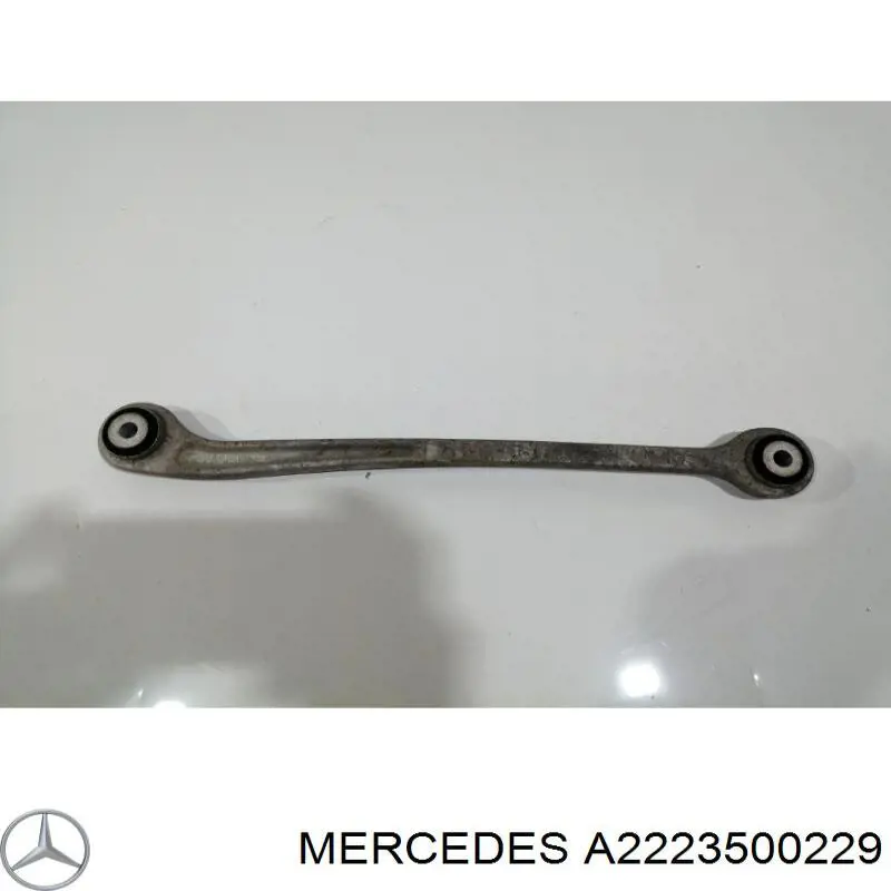 Важіль/тяга задньої підвіски подовжній нижній, правий Mercedes A2223500229 ціна, від 27.76 USD