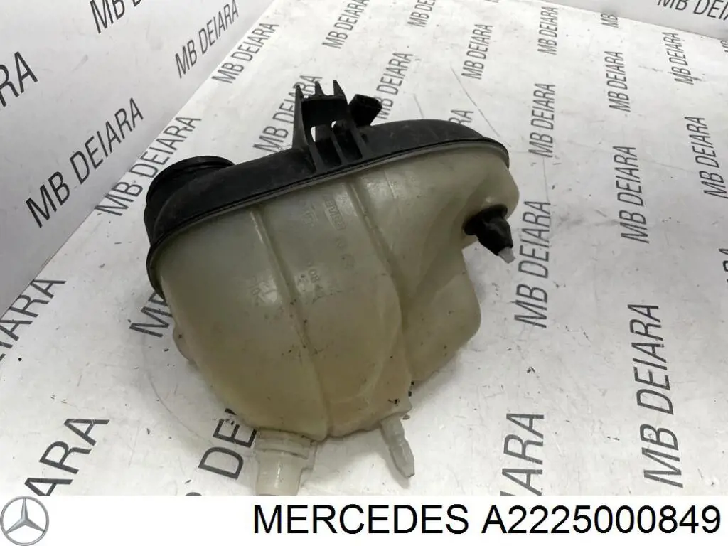 A2225000849 Mercedes бачок системи охолодження, розширювальний