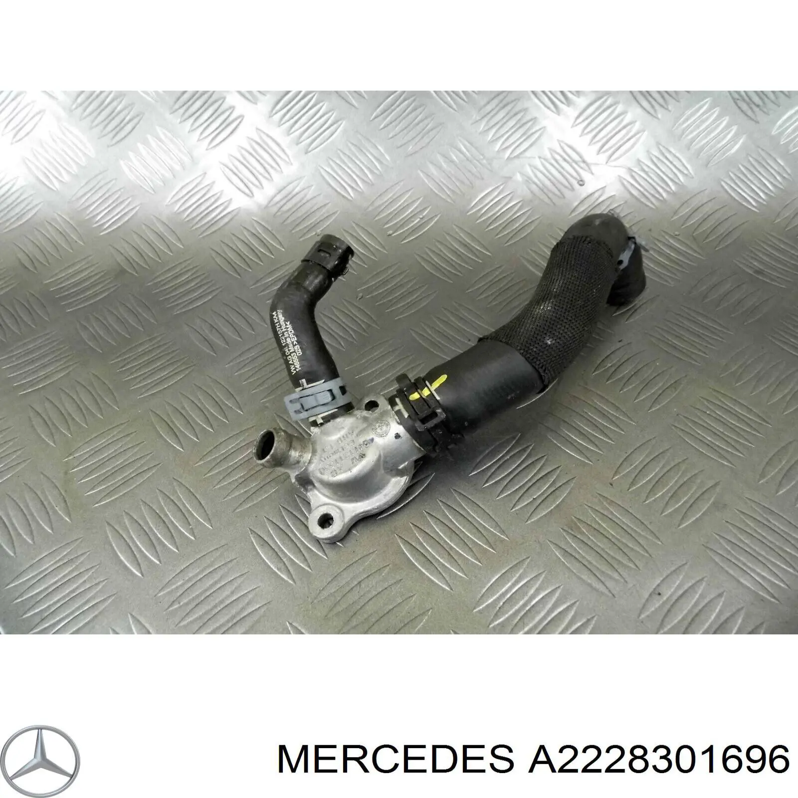  Mercedes A2228301696