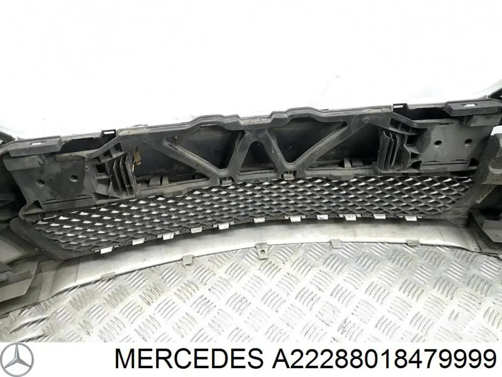 A22288018479999 Mercedes 