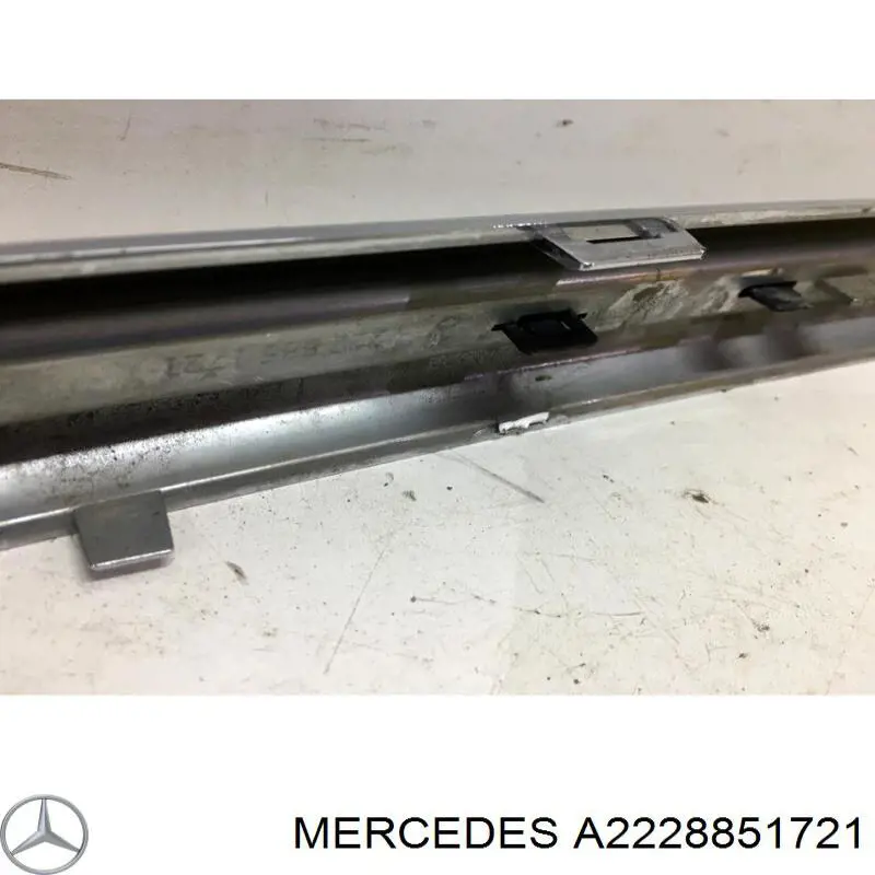 Купити A2228851721 Mercedes 