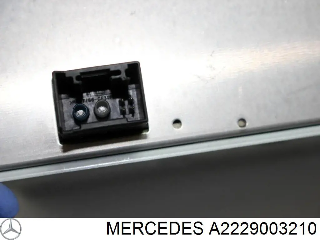 Блок керування мультимедійний Mercedes A2229003210 ціна, від 50.68 USD