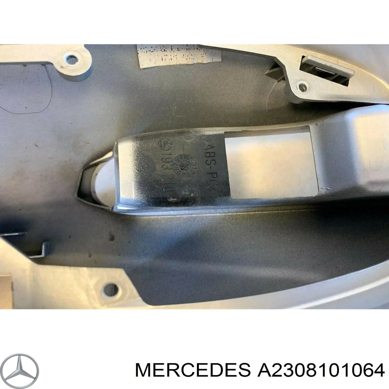 Купити A23081010649744 Mercedes Накладка/кришка дзеркала заднього виду, права