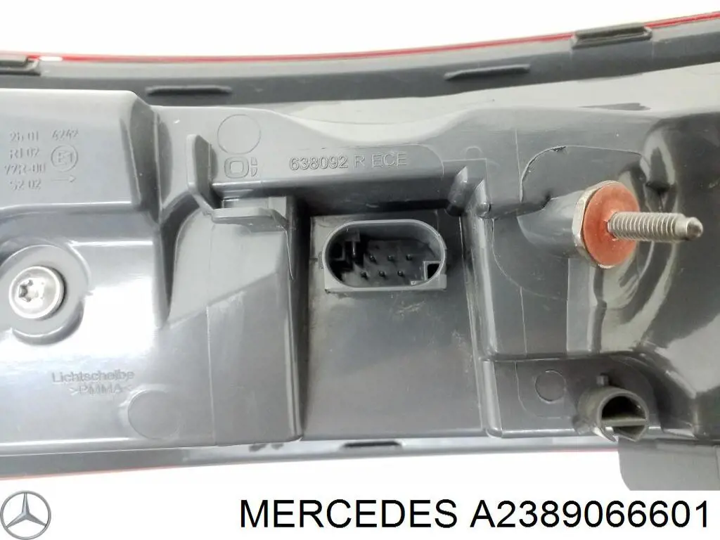 Ліхтар задній правий, зовнішній Mercedes A2389066601 ціна, від 191.48 USD
