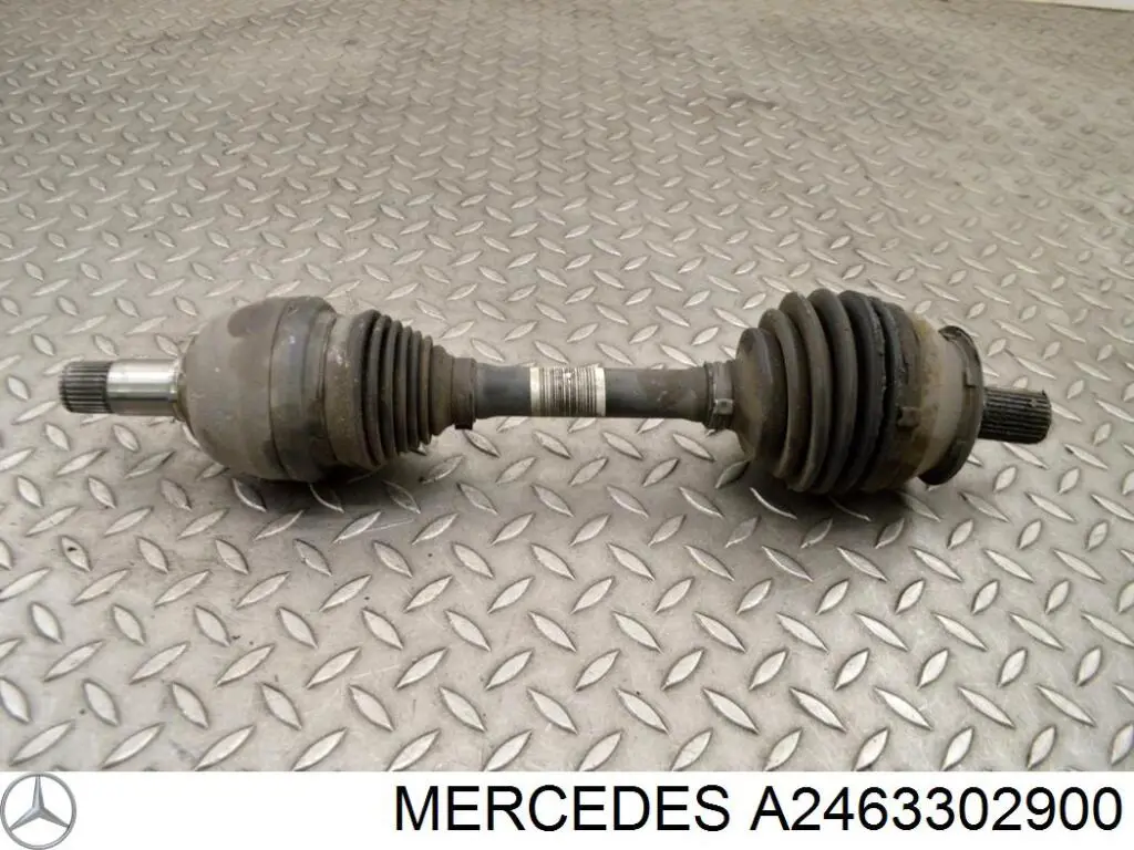 Ліва піввісь A2463302900 Mercedes