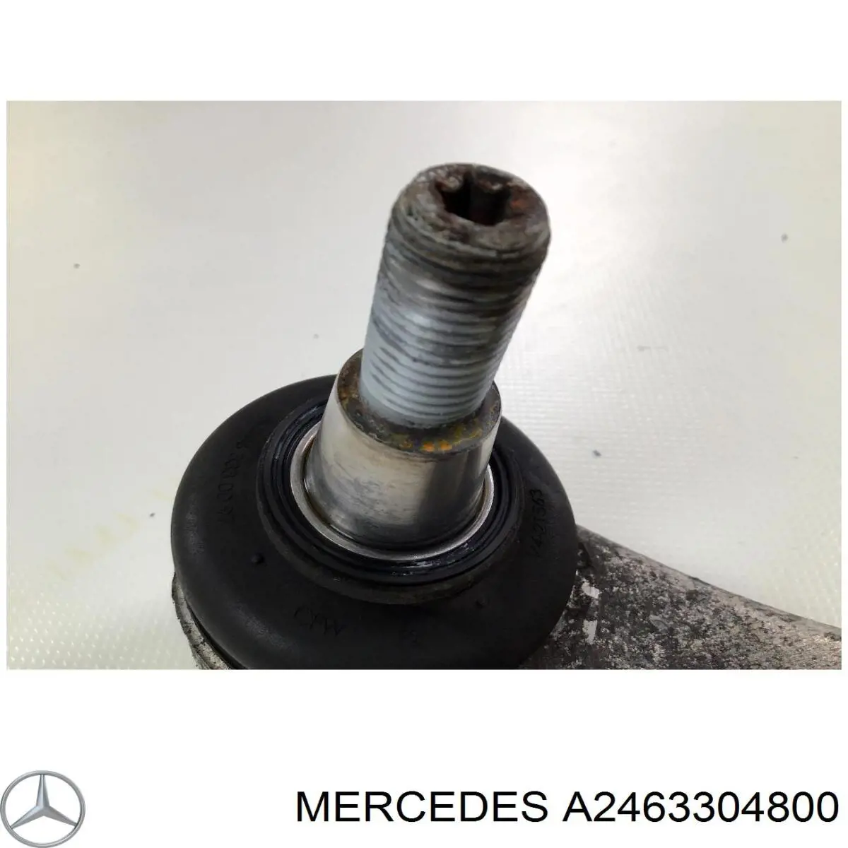 Правий важіль передній нижній підвіски Mercedes A2463304800