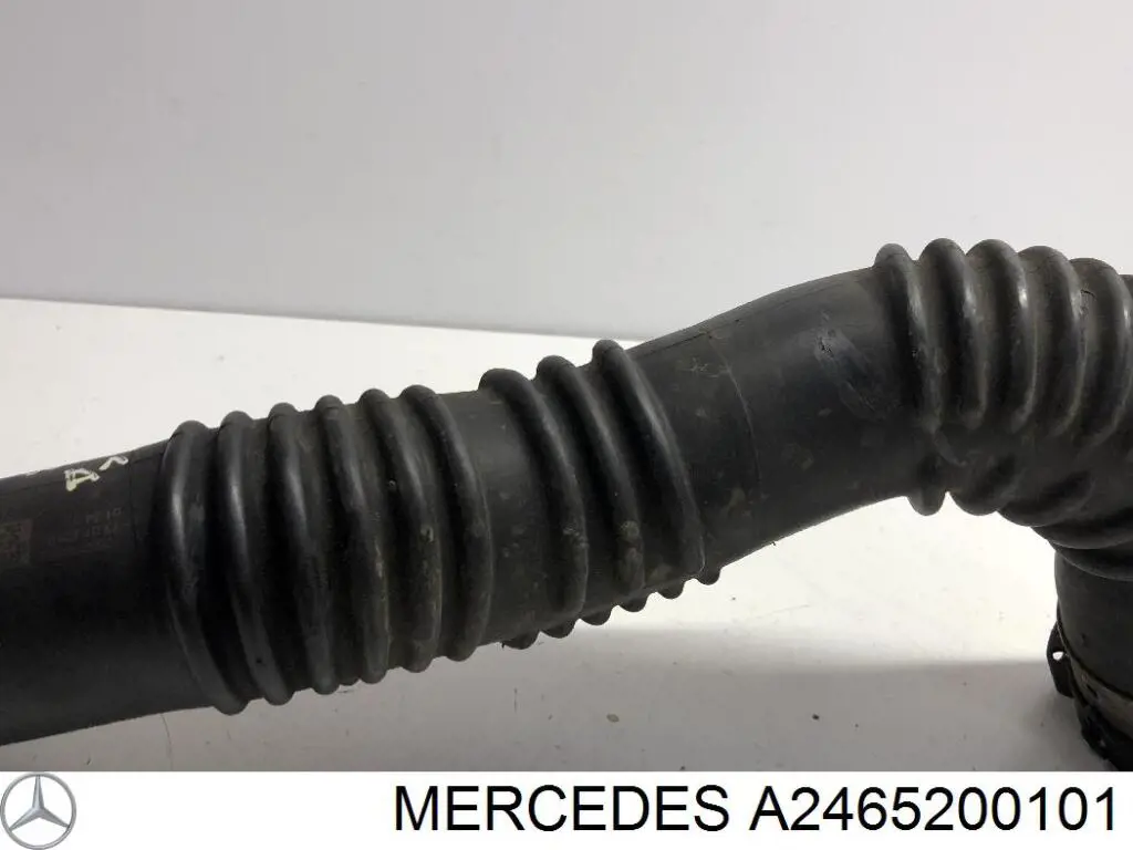 Шланг/патрубок интеркуллера Mercedes A2465200101 ціна, від 47.95 USD